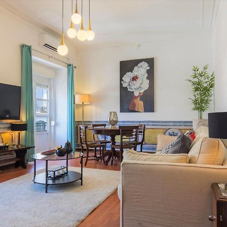 리스본 Charming Chiado 2Bedr W/Balcony And View 아파트 외부 사진