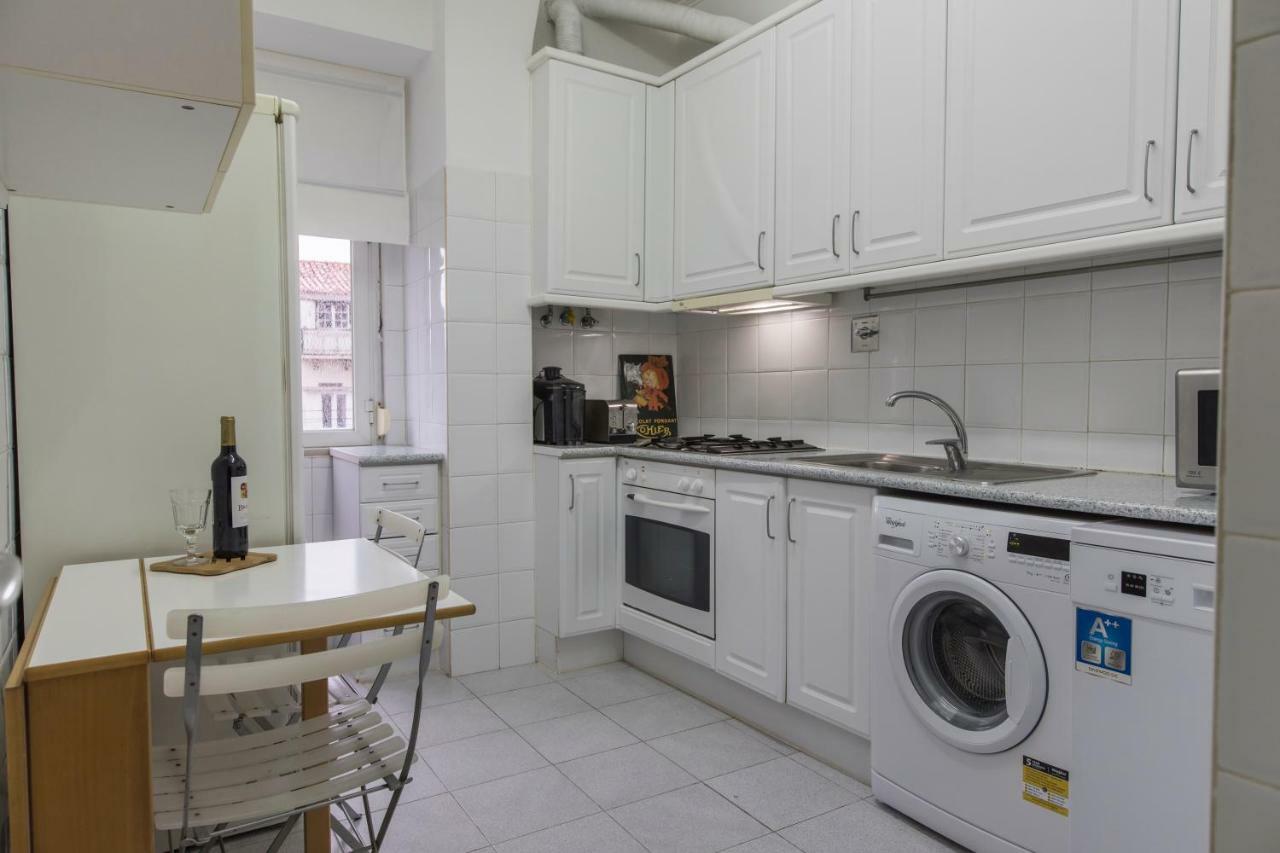 리스본 Charming Chiado 2Bedr W/Balcony And View 아파트 외부 사진